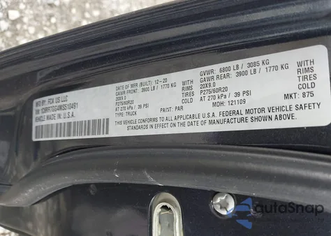 2021 Ram 1500 Classic Warlock 4X4 6'4 Box z USA, uszkodzony, nr VIN 1C6RR7GG4MS510491